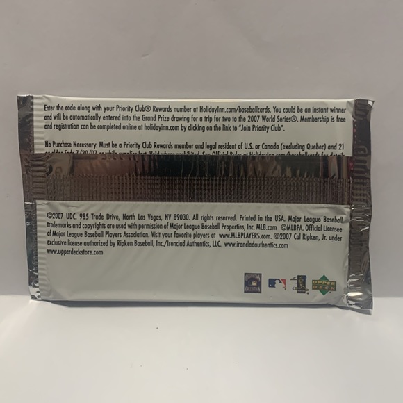 2007 Upper Deck Holiday Inn Sealed Pack Baseball Special Edition (MISC6) - Picture 2 of 2